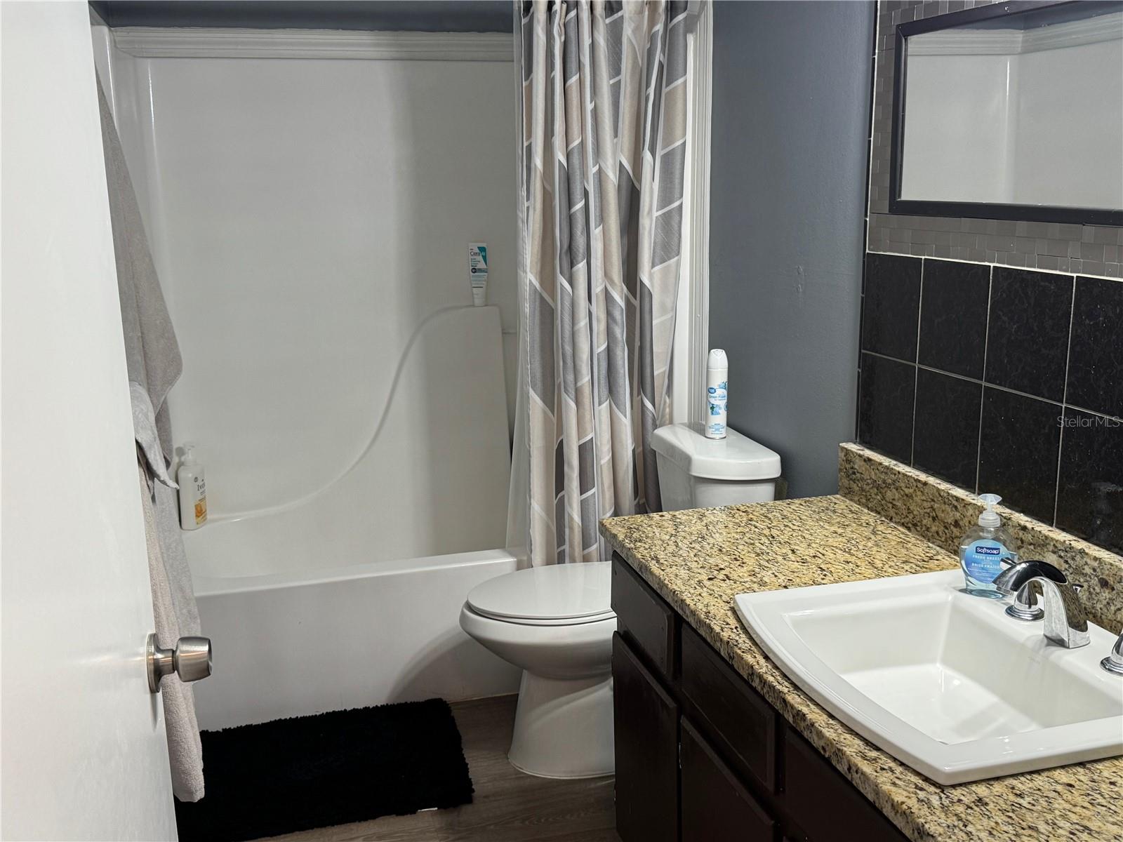 GROVELAND FARMS 23-22-24 - Residential