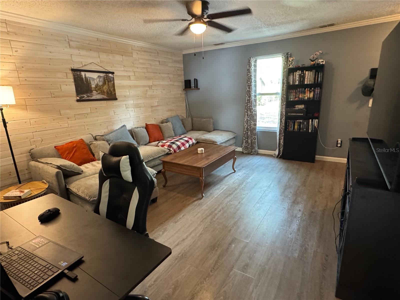 GROVELAND FARMS 23-22-24 - Residential