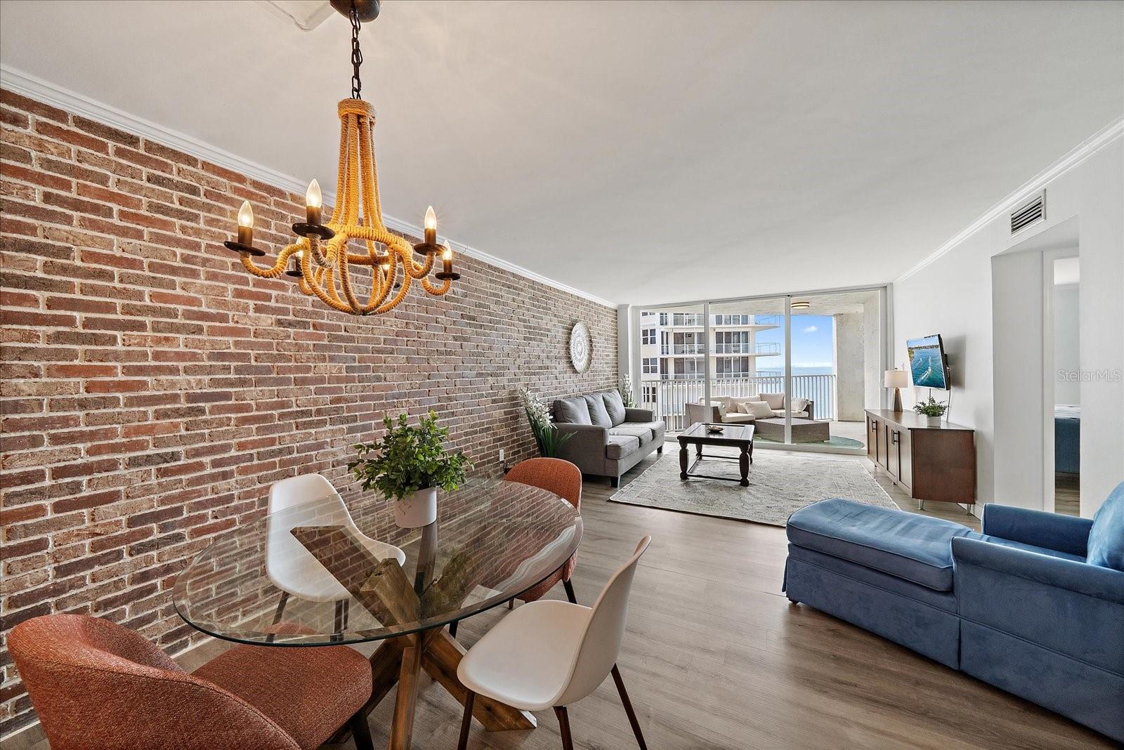 LIDO HARBOUR TOWERS - Residential