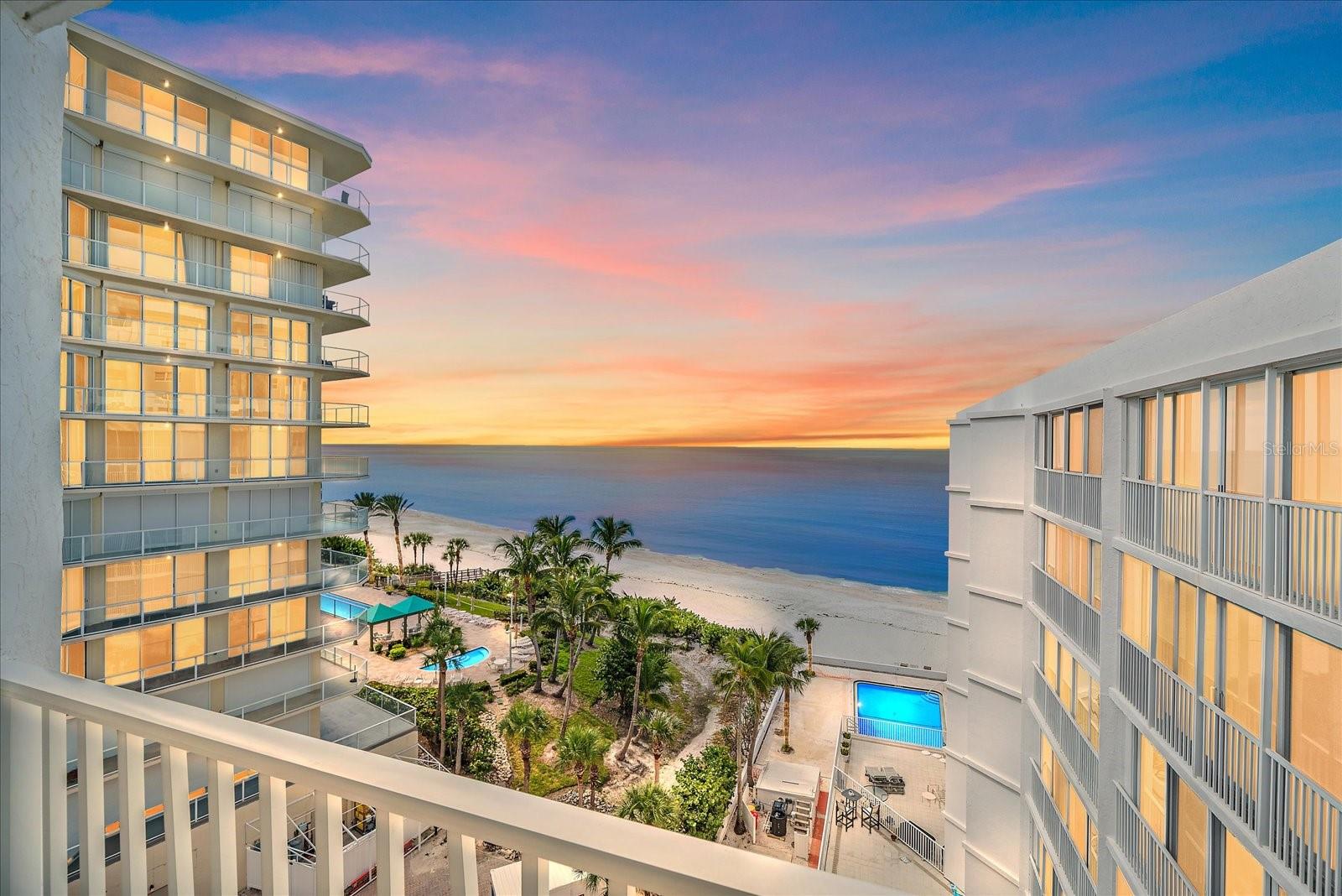 LIDO HARBOUR TOWERS - Residential