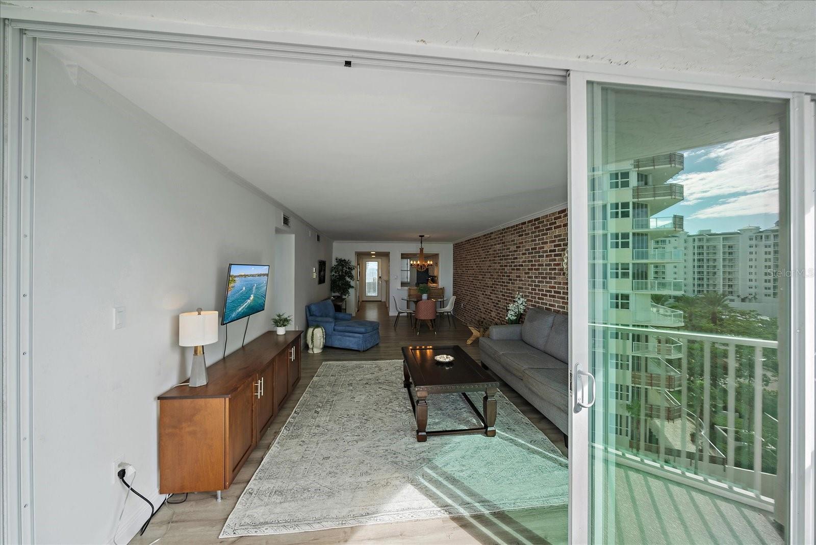 LIDO HARBOUR TOWERS - Residential