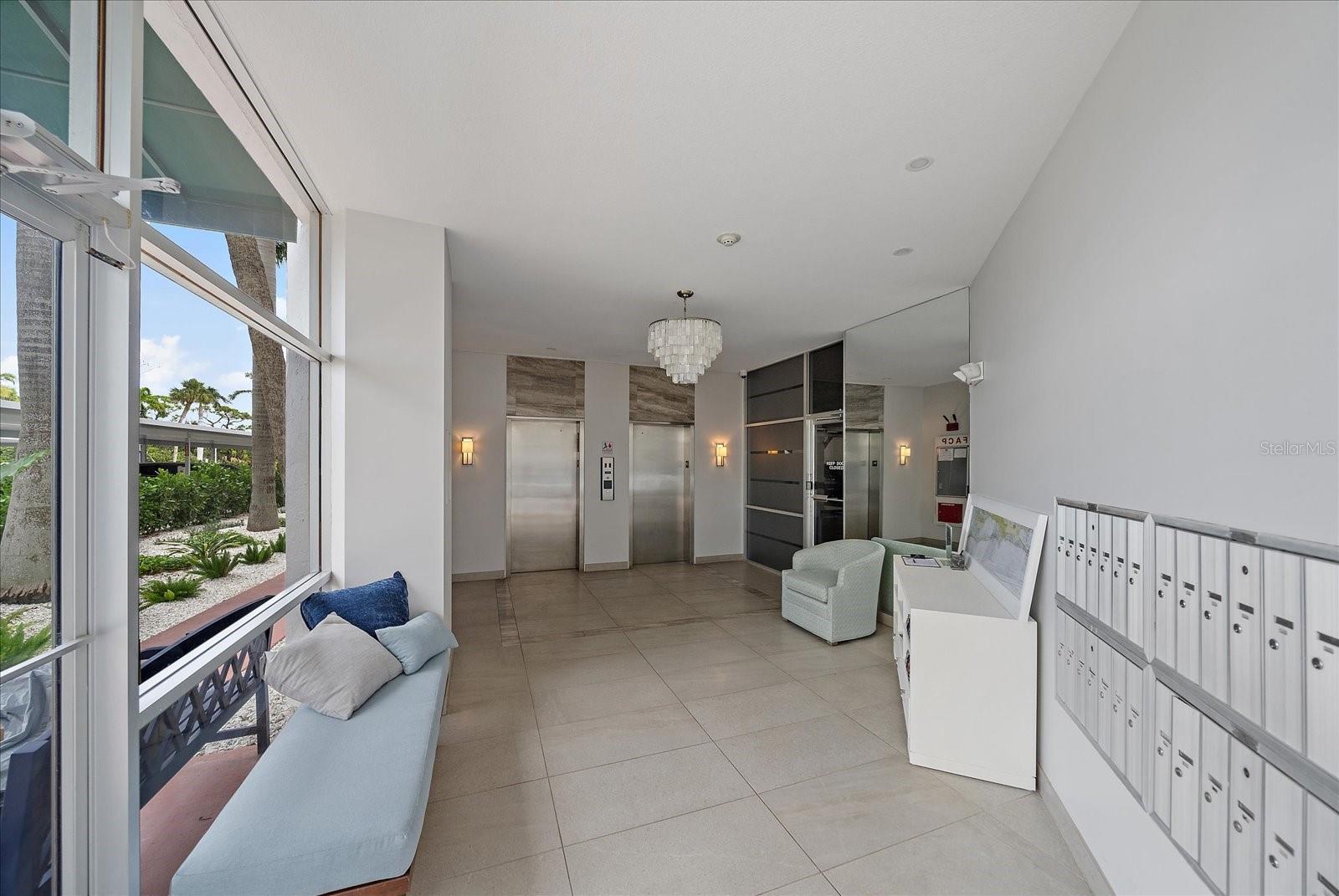 LIDO HARBOUR TOWERS - Residential