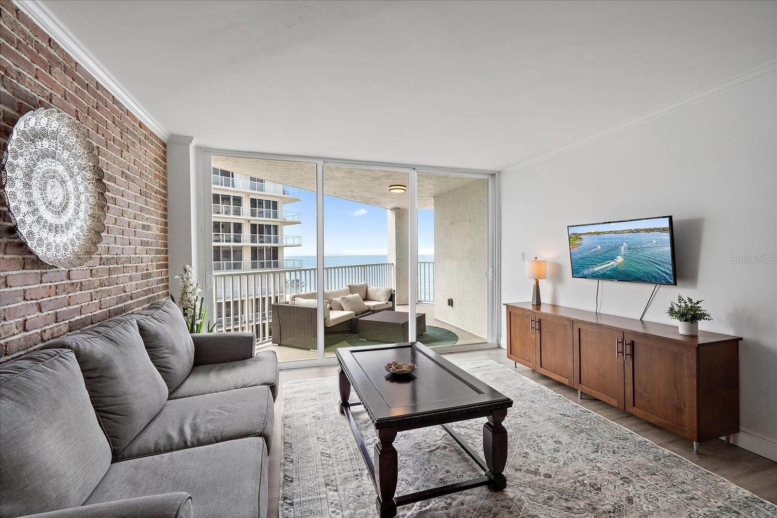 LIDO HARBOUR TOWERS - Residential