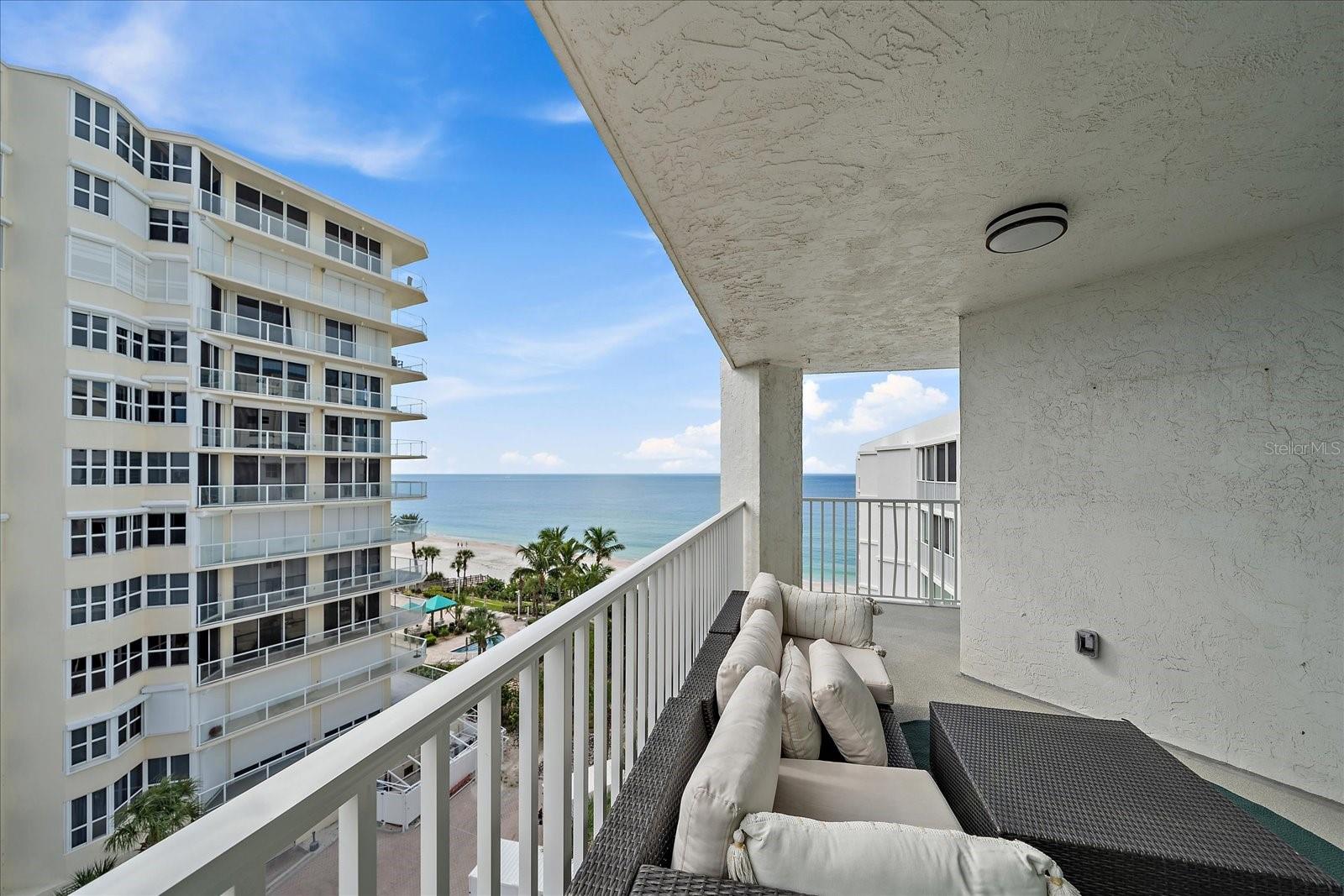 LIDO HARBOUR TOWERS - Residential