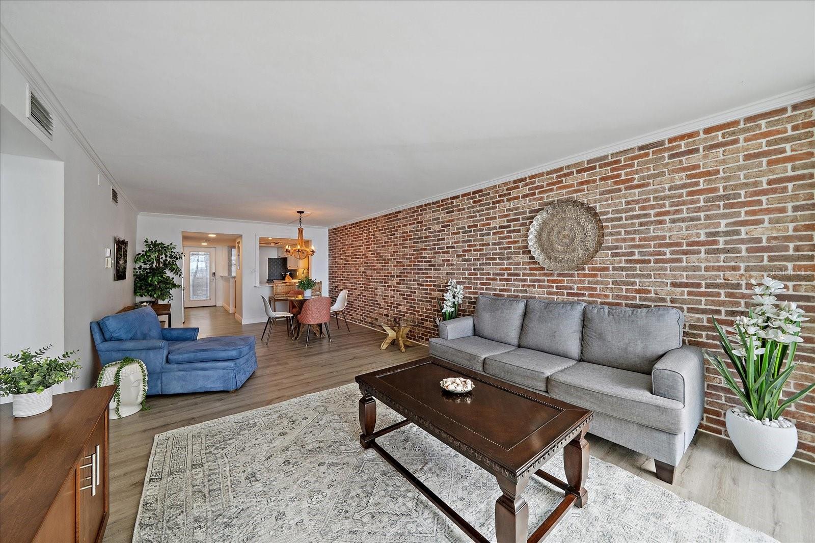 LIDO HARBOUR TOWERS - Residential