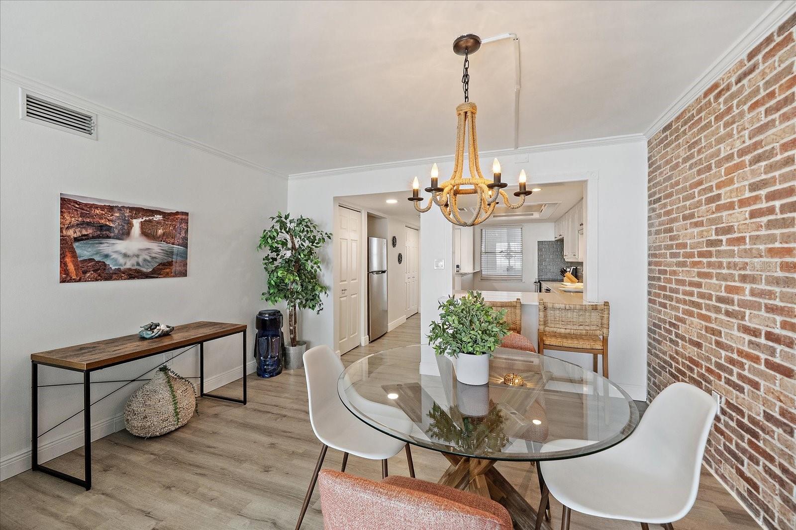 LIDO HARBOUR TOWERS - Residential