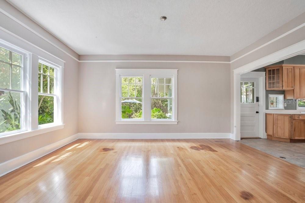 ELLNO WILLO - Residential