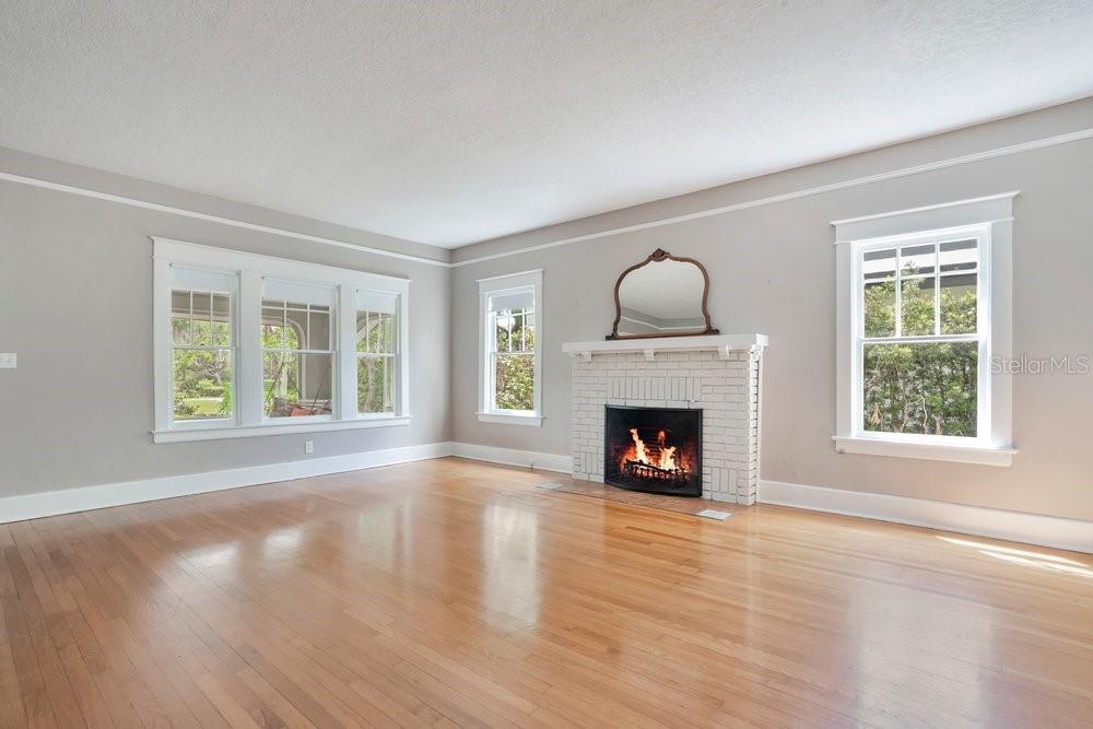 ELLNO WILLO - Residential