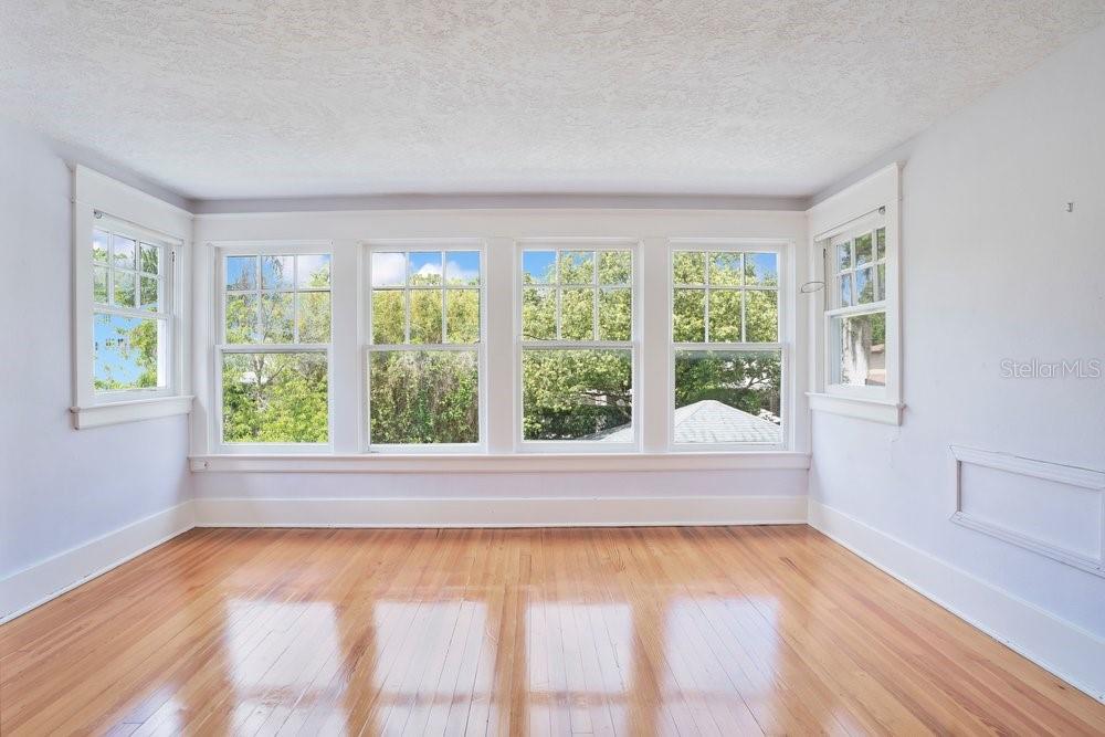 ELLNO WILLO - Residential