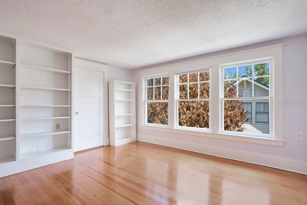 ELLNO WILLO - Residential