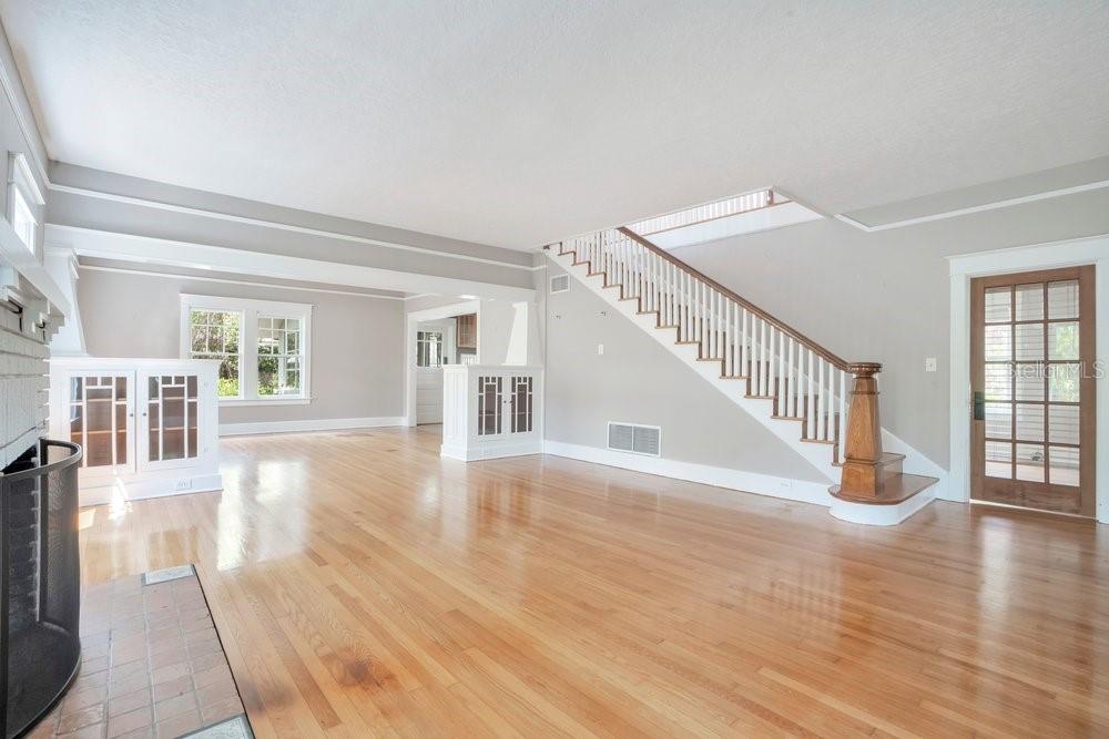 ELLNO WILLO - Residential