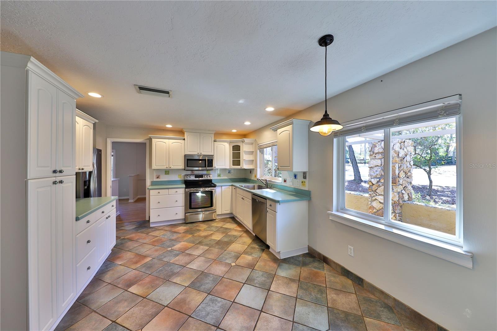 1000 CROOKED OAK COURT