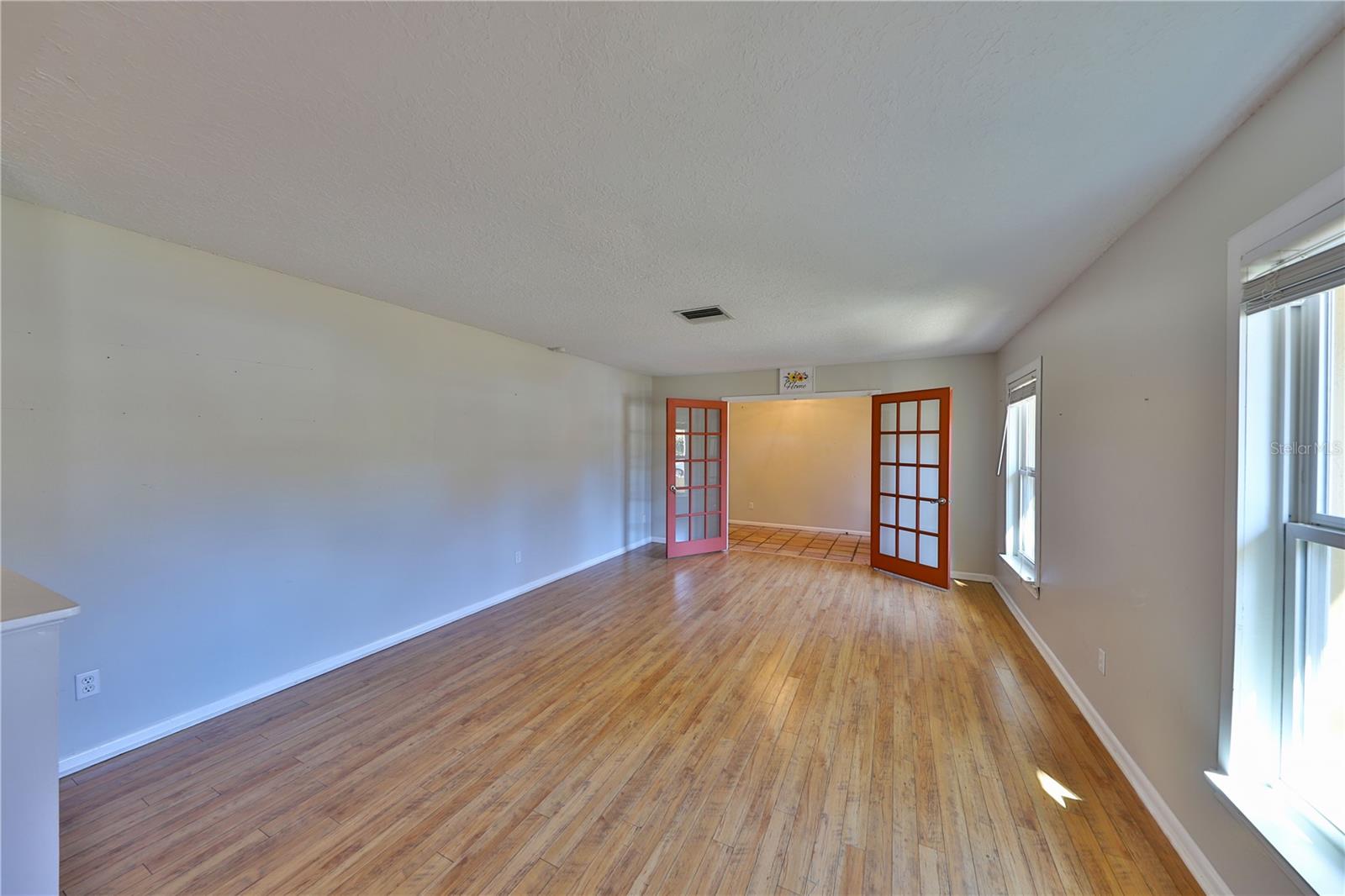 SWEETWATER OAKS - Residential