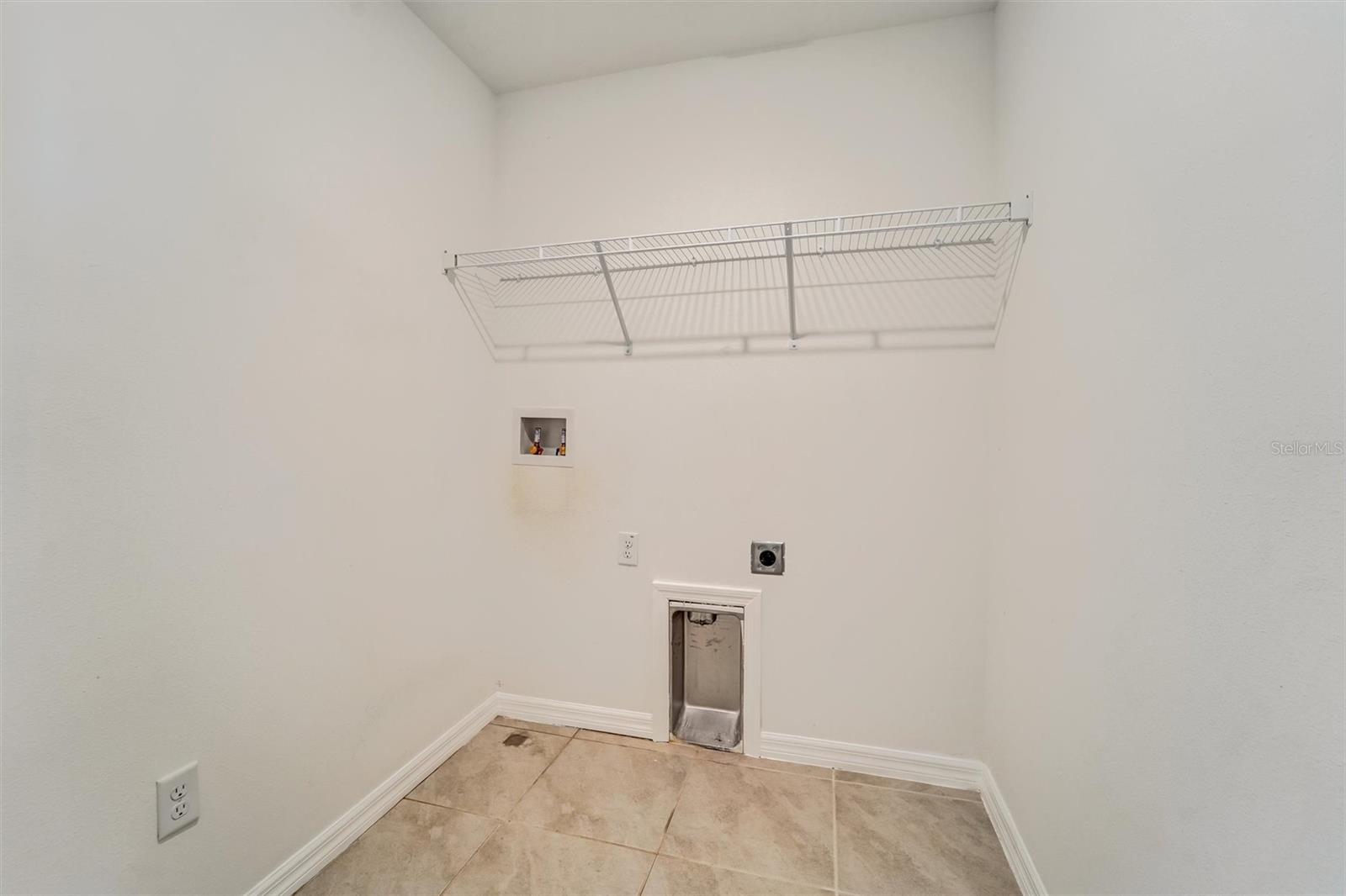 LINKS/CALUSA SPGS - Residential