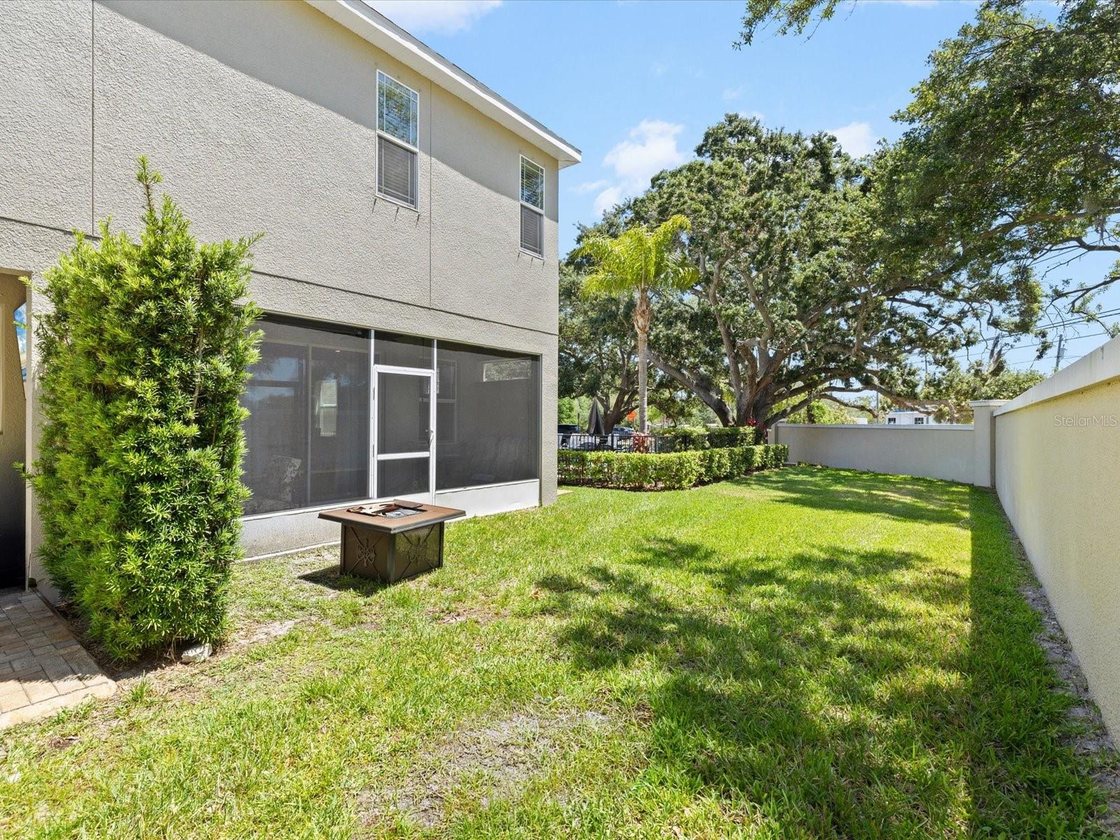 HARBOR SPGS OF PALM HARBOR - Residential