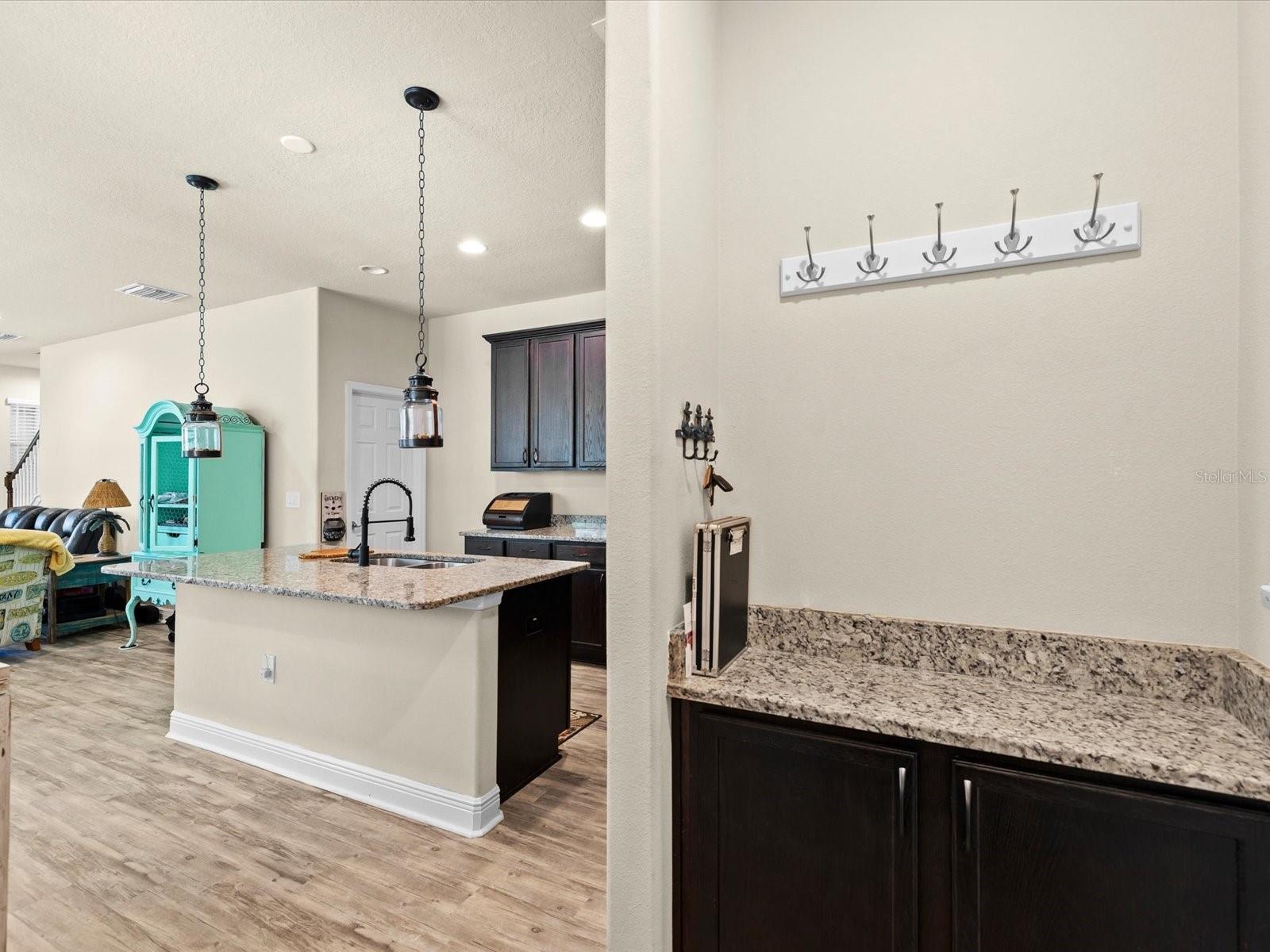 HARBOR SPGS OF PALM HARBOR - Residential