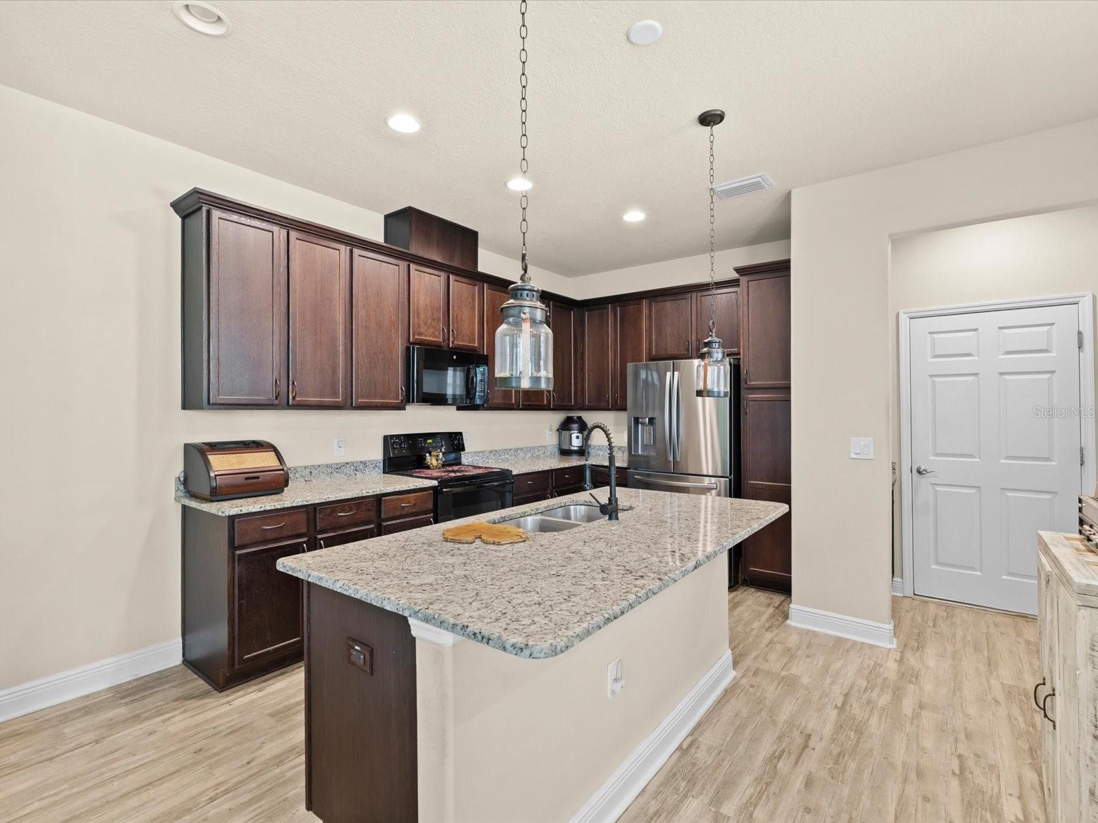 HARBOR SPGS OF PALM HARBOR - Residential