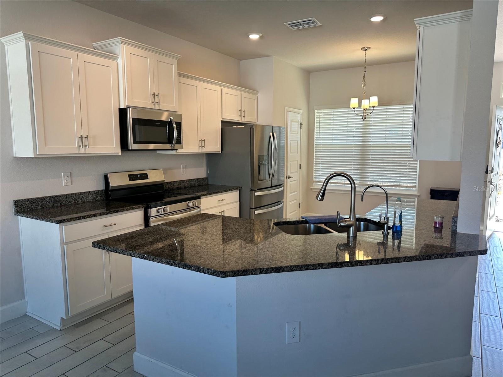 ABBEY GLEN PH TWO - Residential