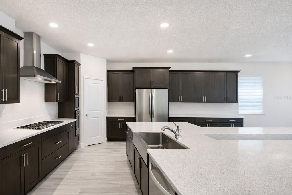 Photo of 975 Vineyard Ridge Road, Minneola, FL 34715 (MLS # S5144187)