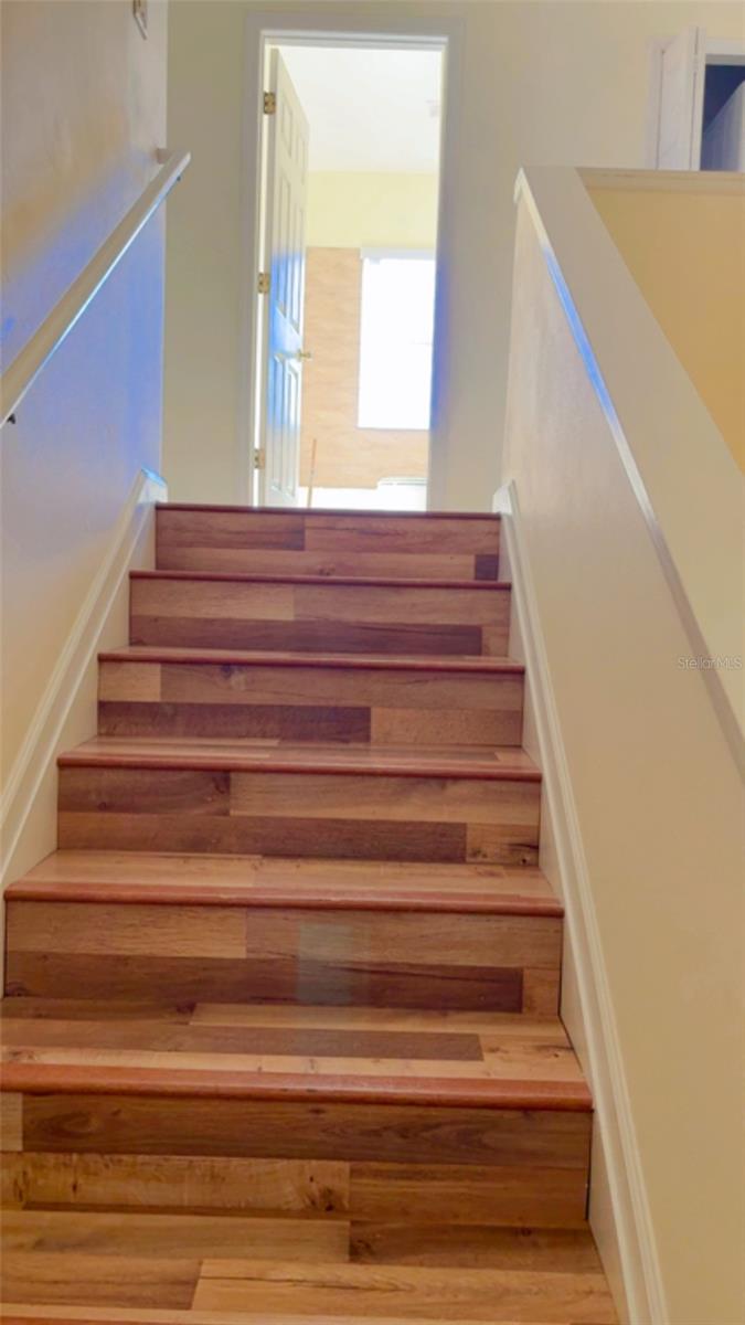 WESTPOINT TWNHMS A & B - Residential Lease