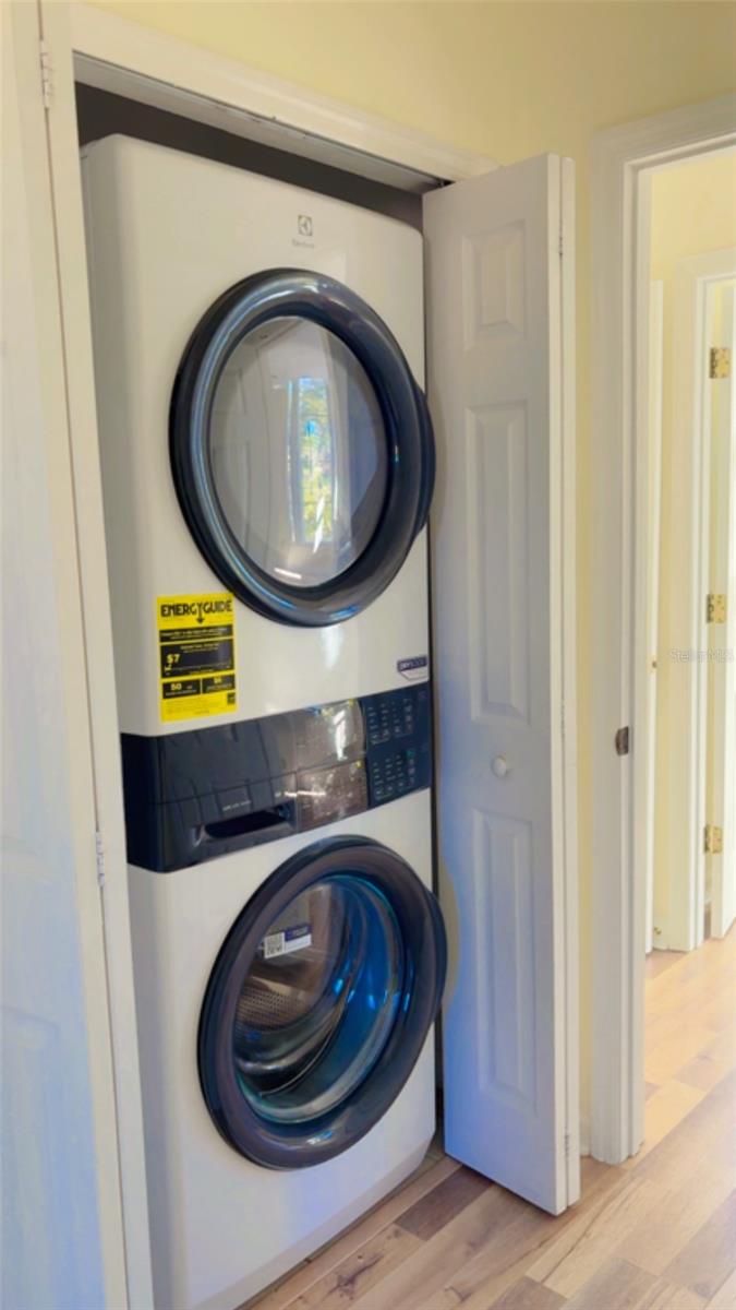 WESTPOINT TWNHMS A & B - Residential Lease