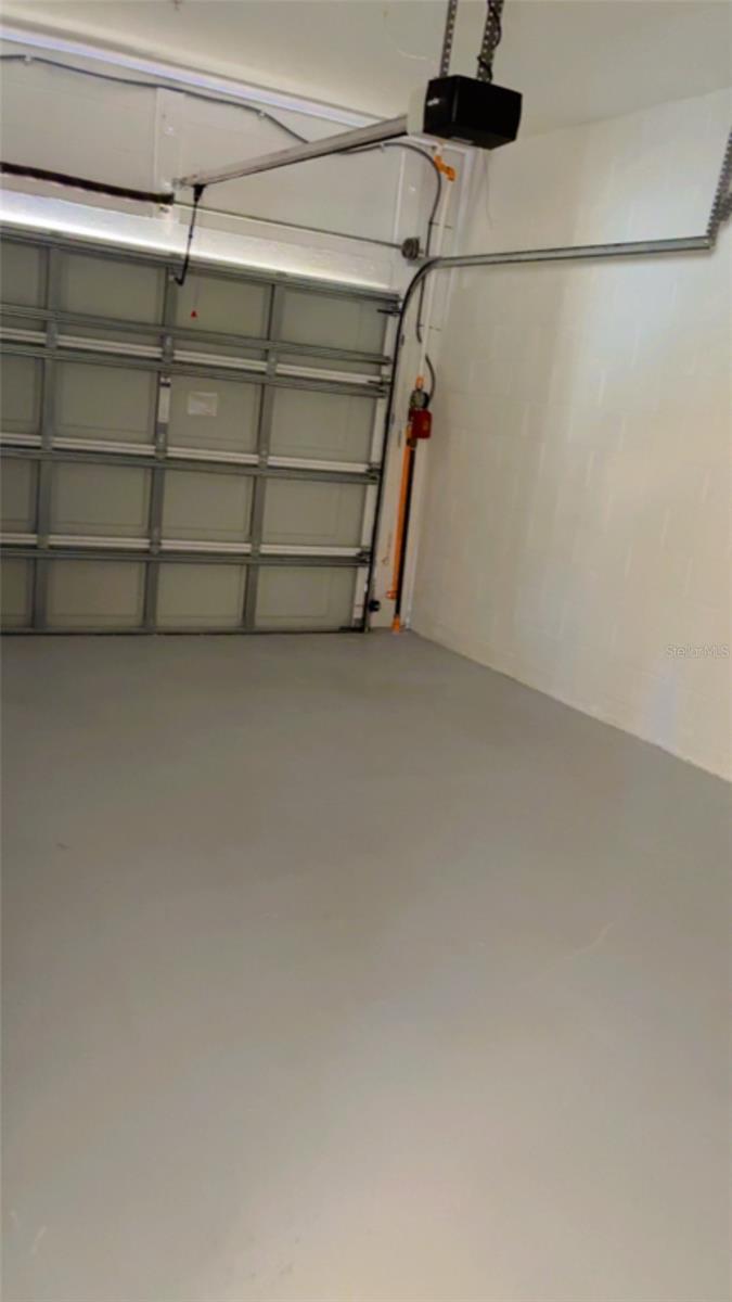 WESTPOINT TWNHMS A & B - Residential Lease