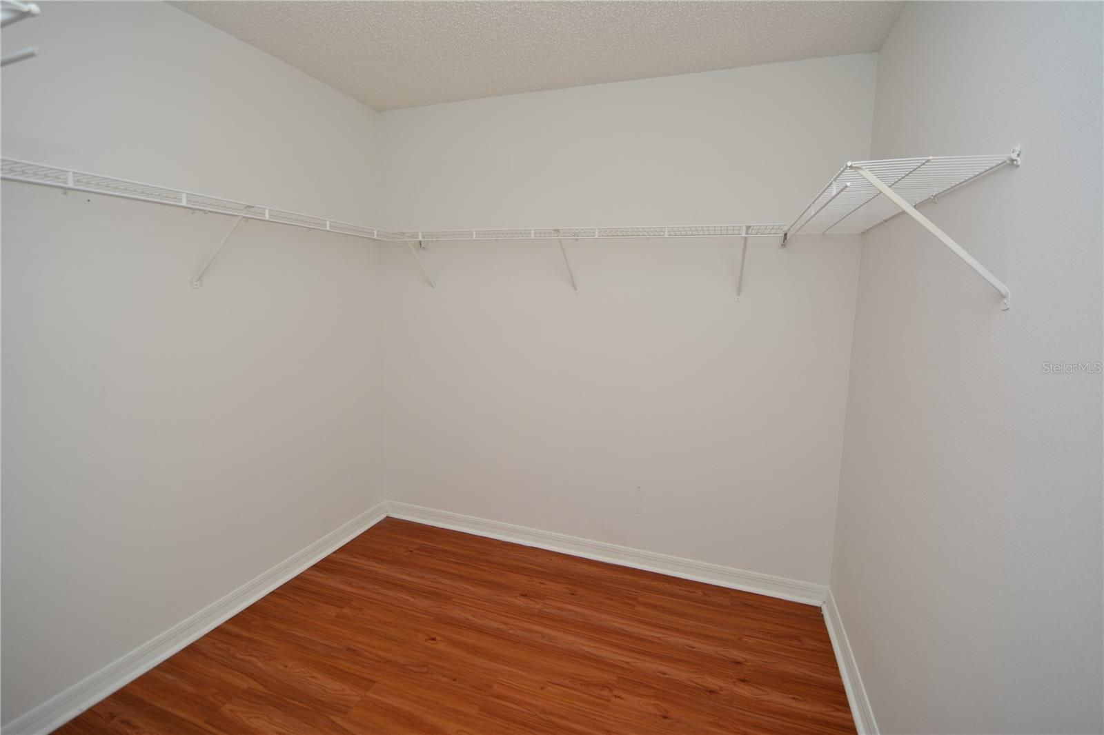 QUIALL HOLLOW - Residential Lease