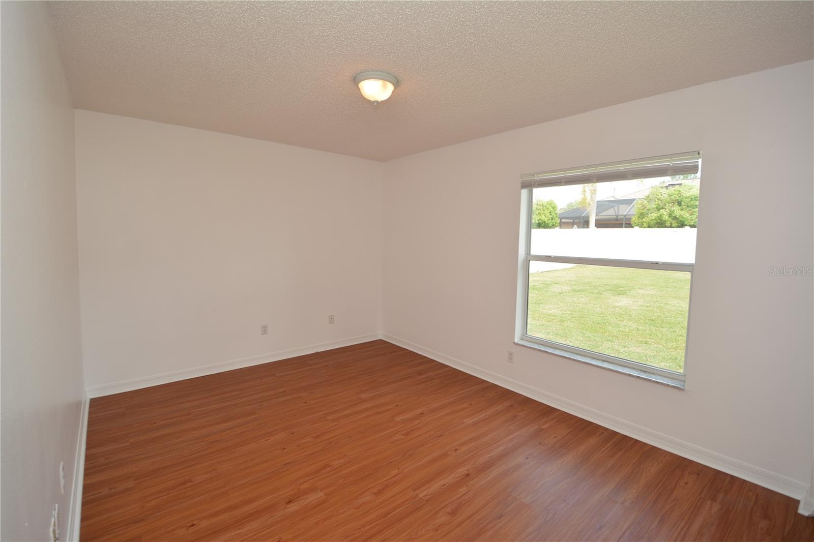 QUIALL HOLLOW - Residential Lease