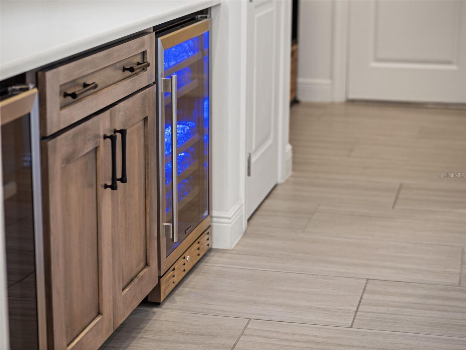 LAUREL POINTE PH 1 - Residential