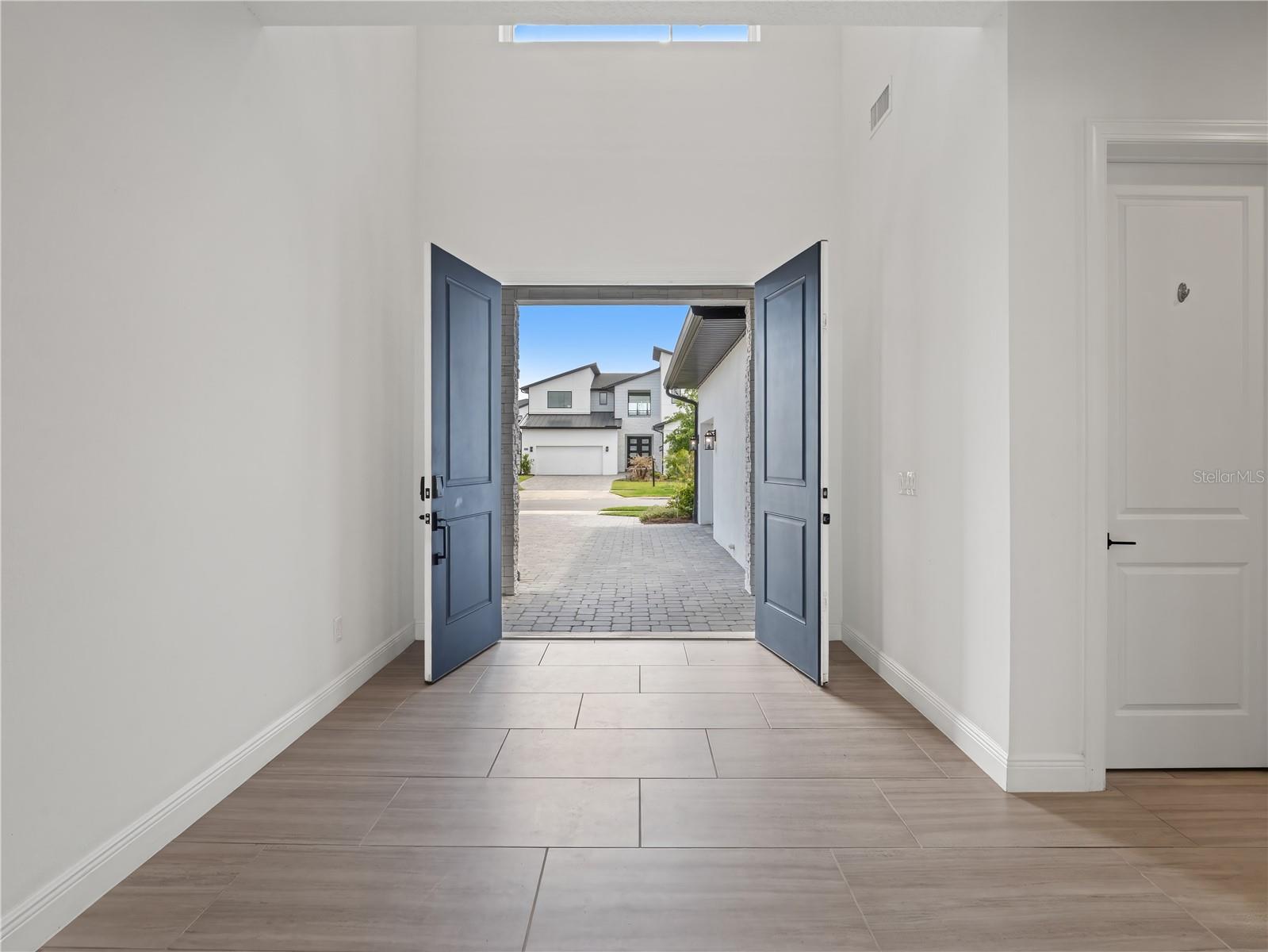 LAUREL POINTE PH 1 - Residential