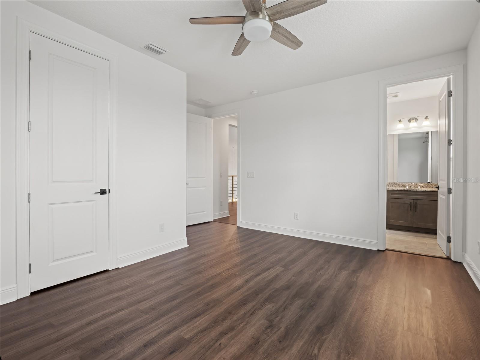 LAUREL POINTE PH 1 - Residential