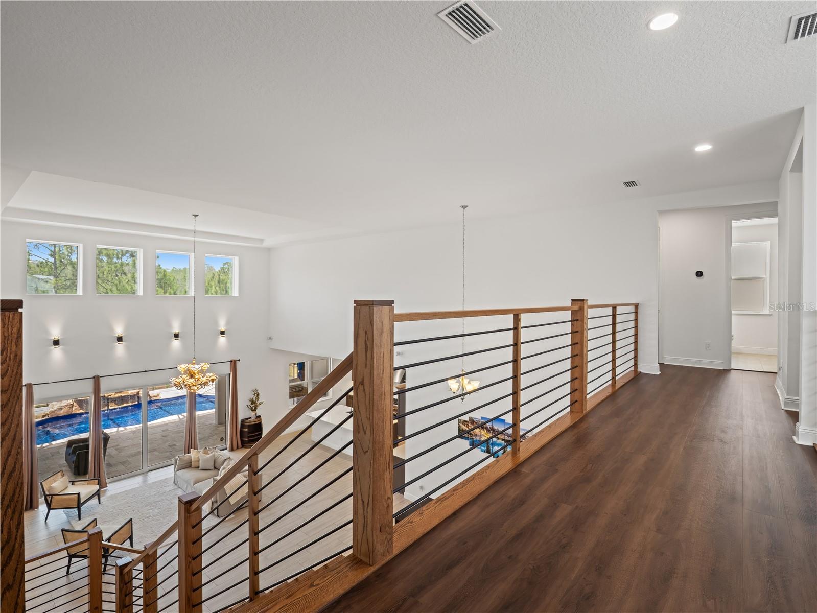 LAUREL POINTE PH 1 - Residential