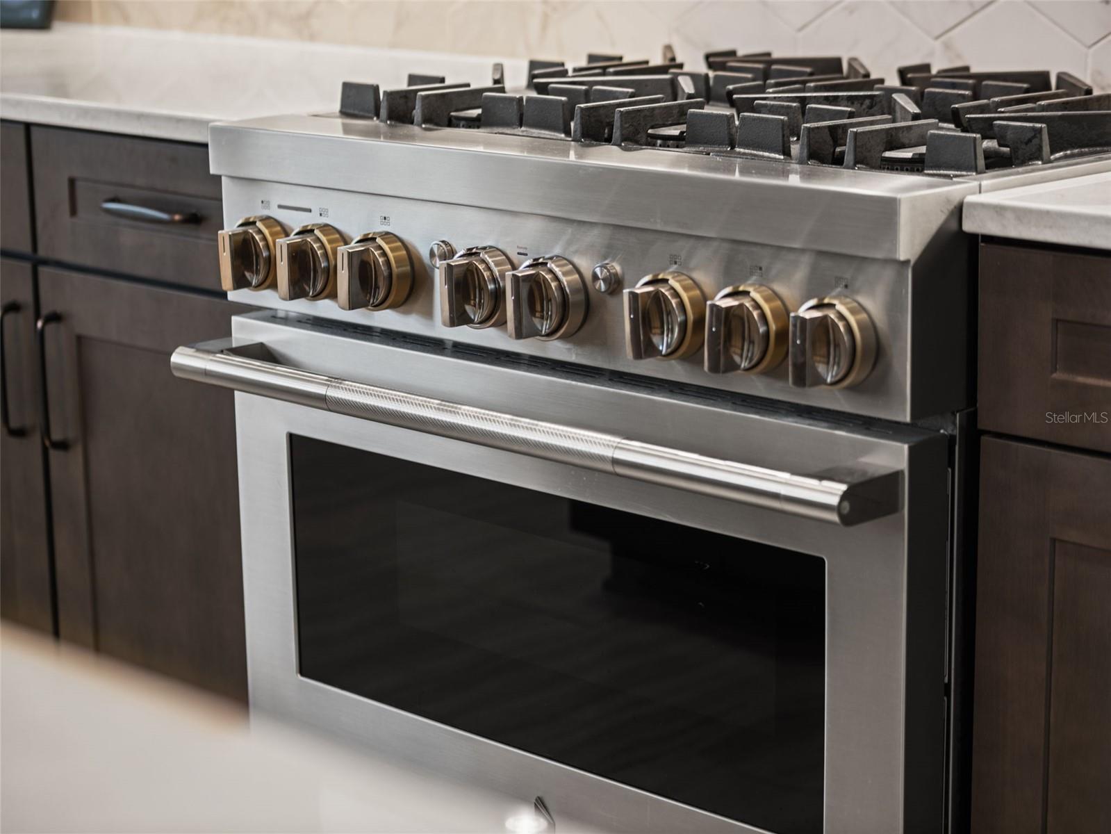 LAUREL POINTE PH 1 - Residential