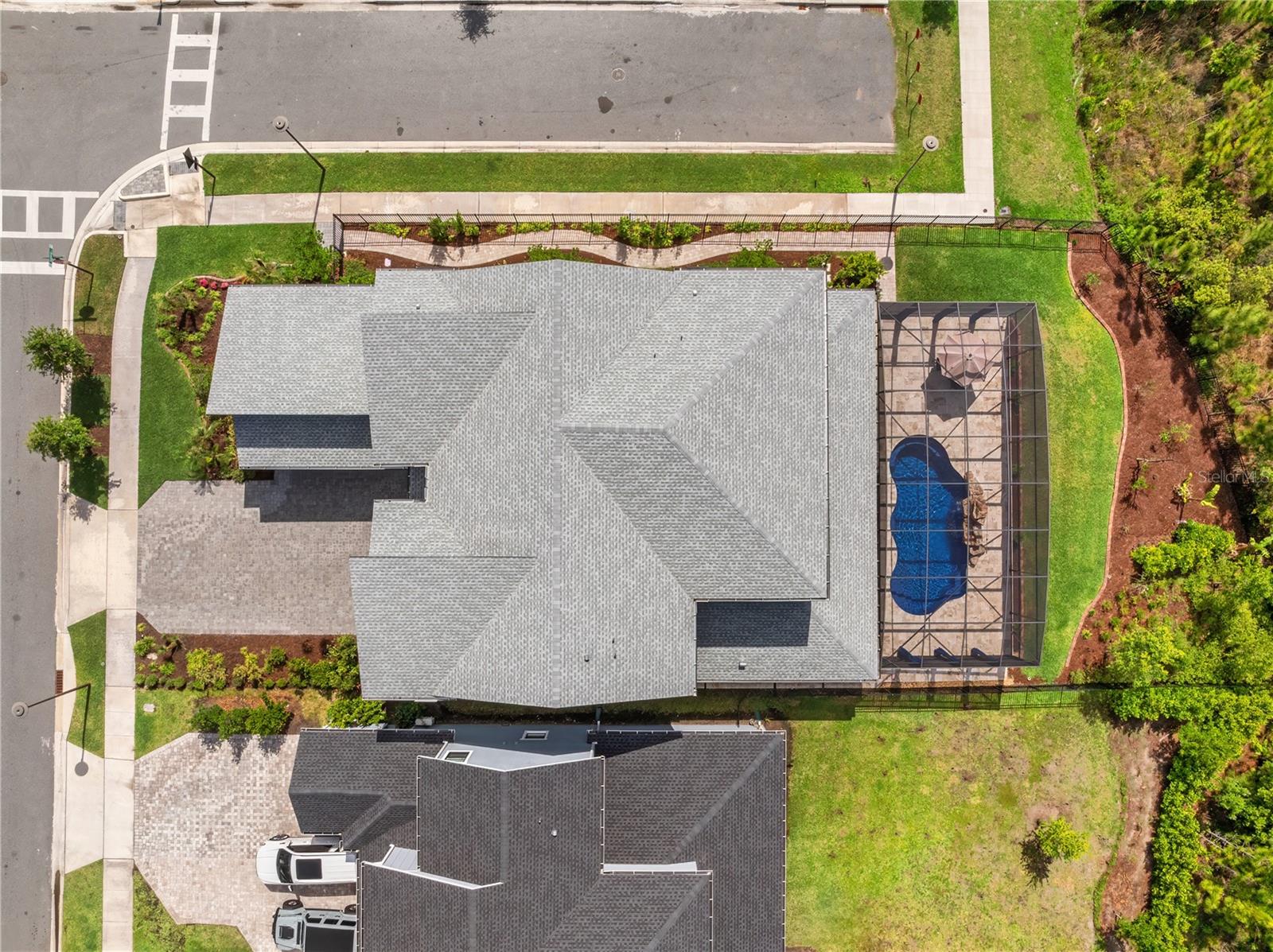 LAUREL POINTE PH 1 - Residential