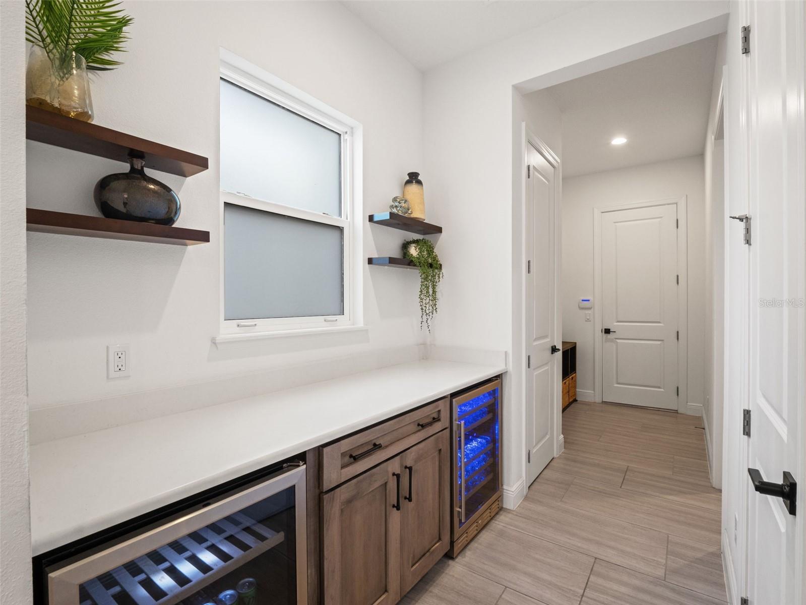 LAUREL POINTE PH 1 - Residential