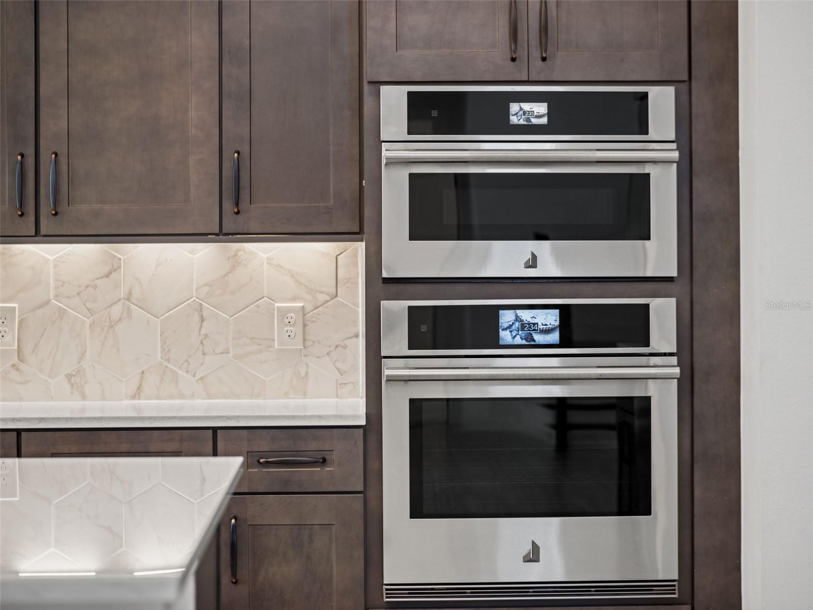 LAUREL POINTE PH 1 - Residential