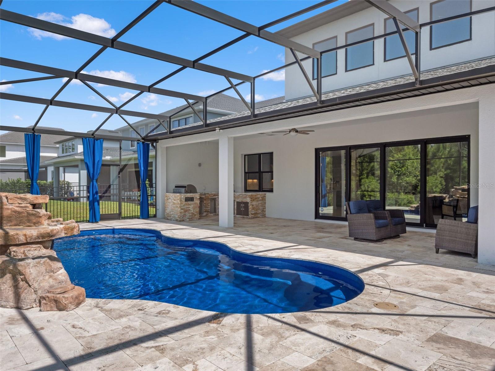 LAUREL POINTE PH 1 - Residential