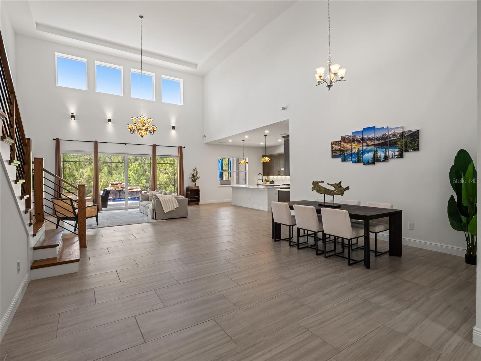 LAUREL POINTE PH 1 - Residential