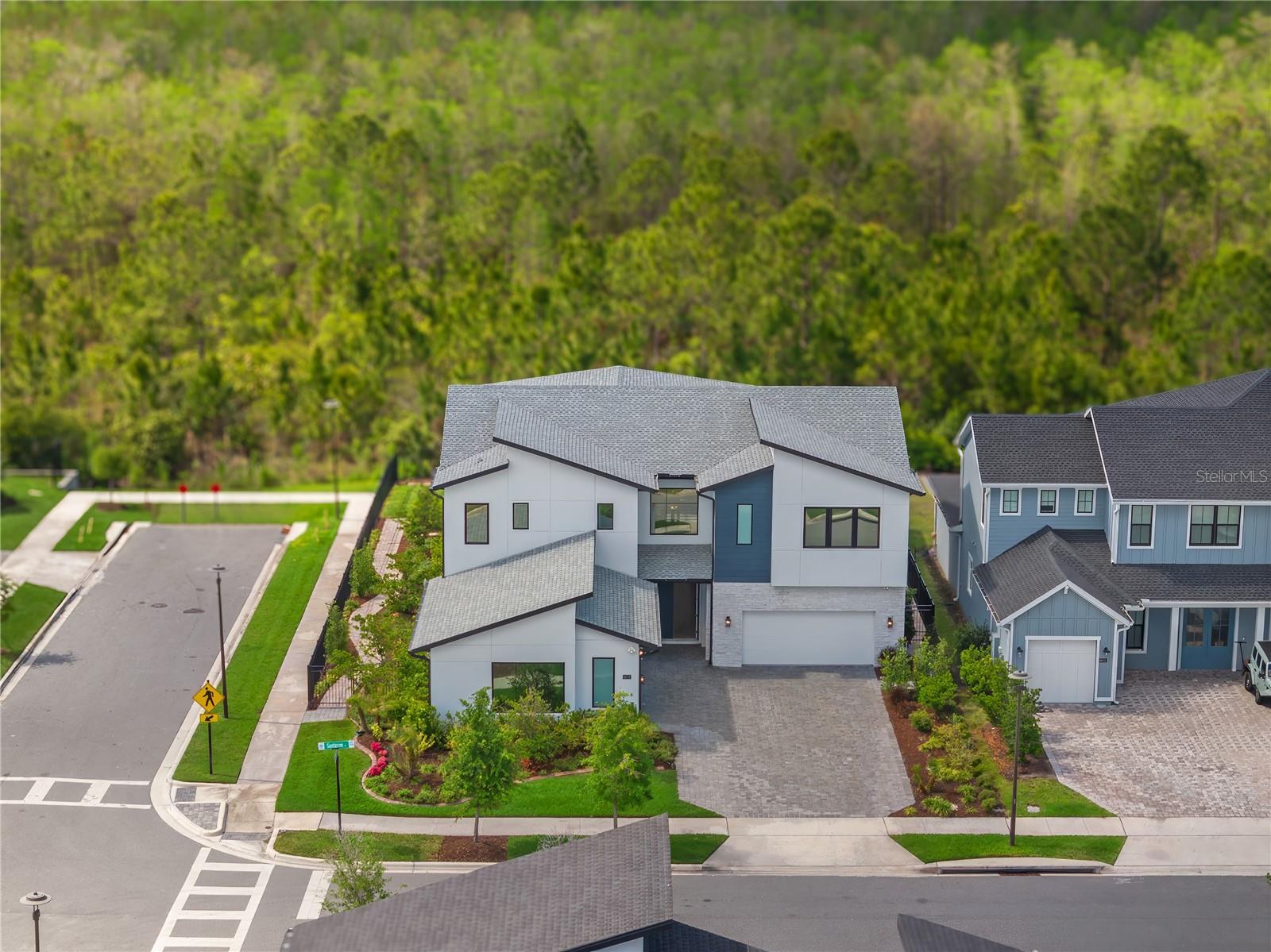 LAUREL POINTE PH 1 - Residential