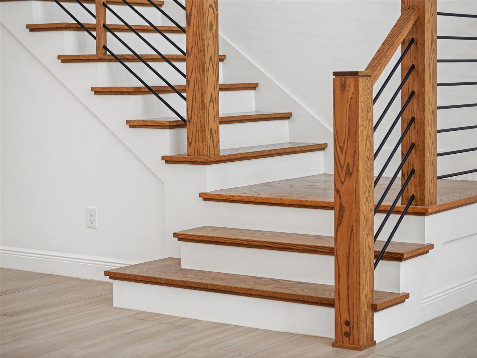 LAUREL POINTE PH 1 - Residential