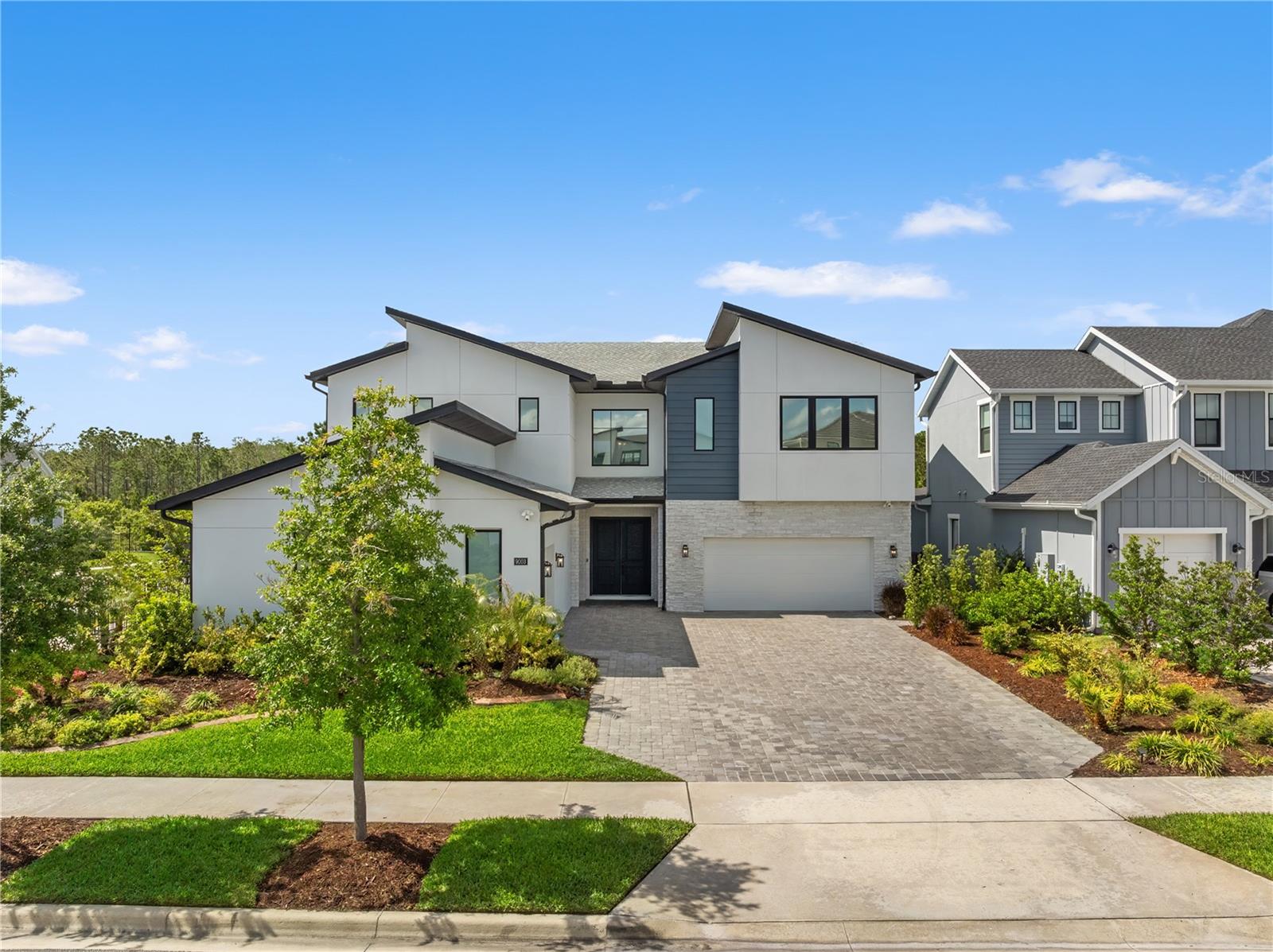 LAUREL POINTE PH 1 - Residential