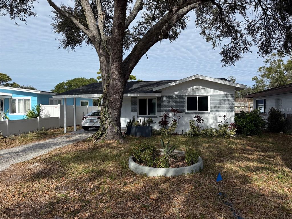 Photo of 4677 31st Avenue N, St Petersburg, FL 33713 (MLS # TB8459648)