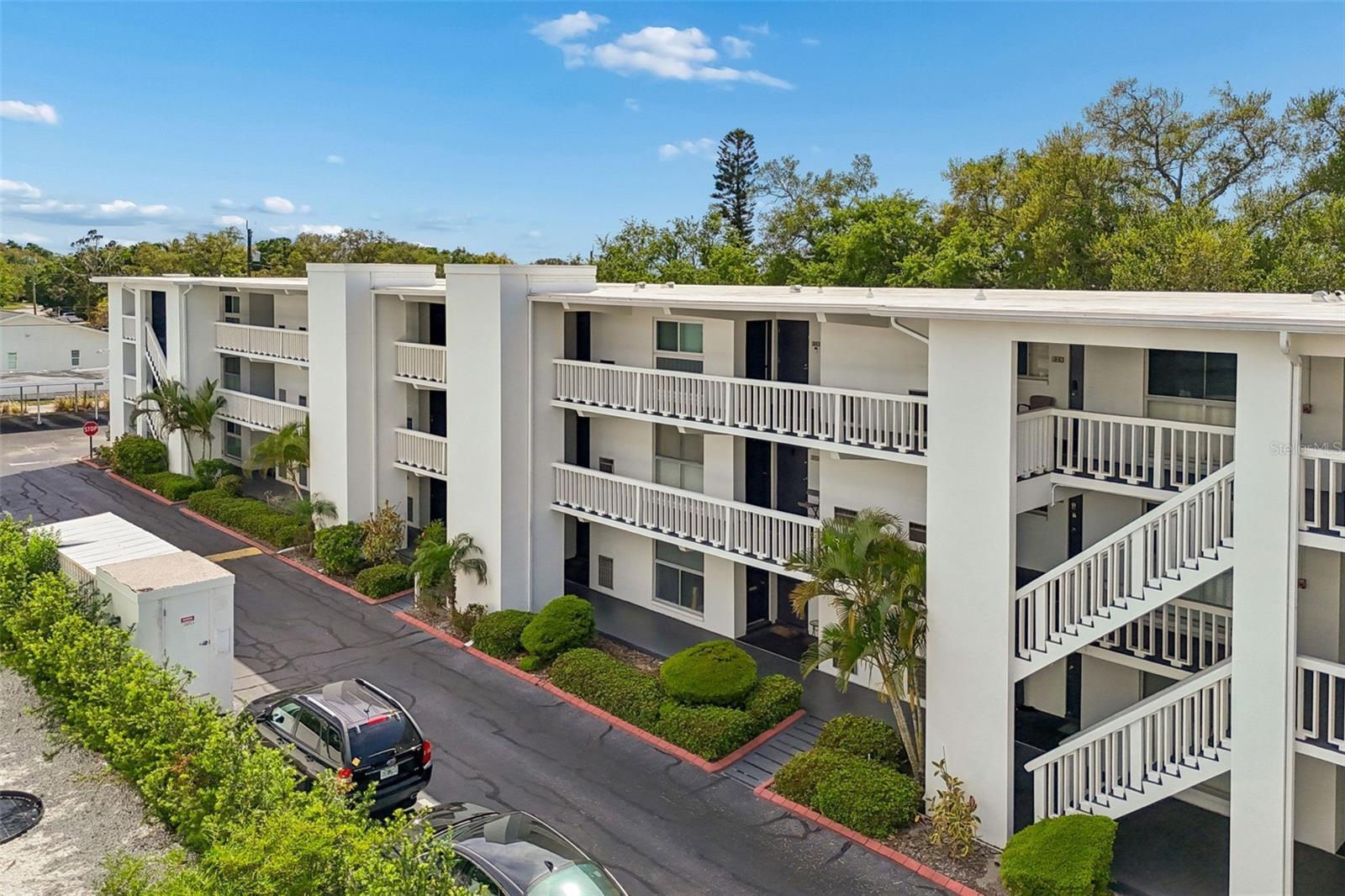 EAST HOUSE-WEST HOUSE CONDO - Residential