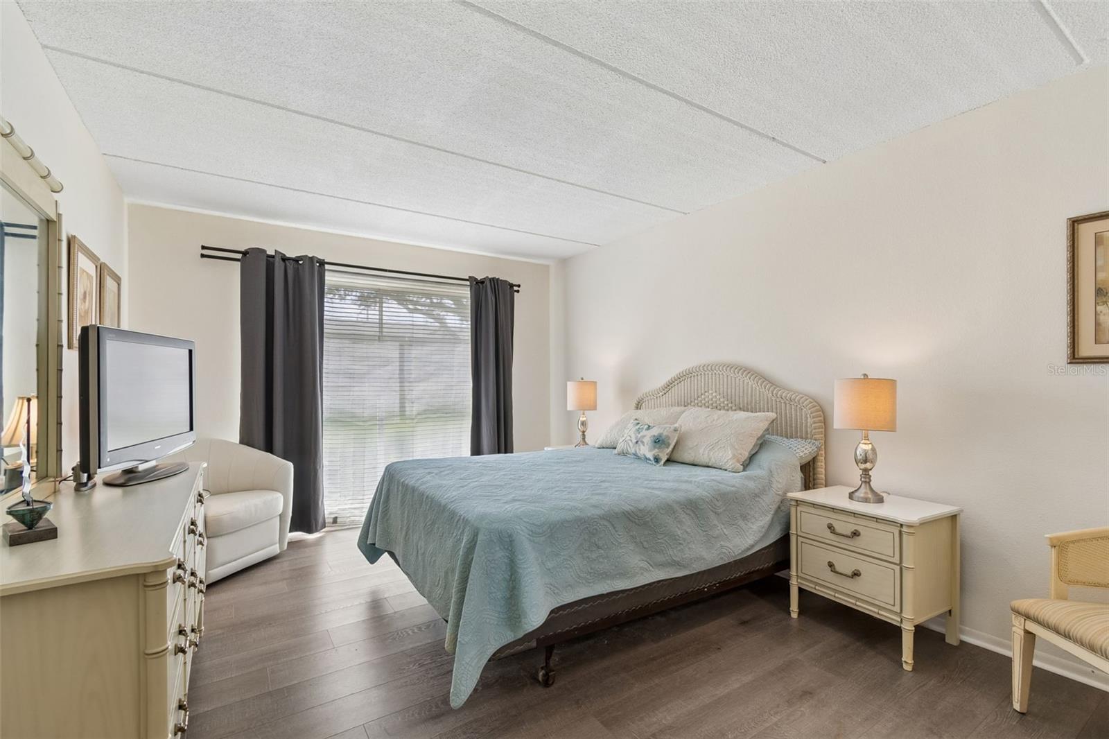 EAST HOUSE-WEST HOUSE CONDO - Residential