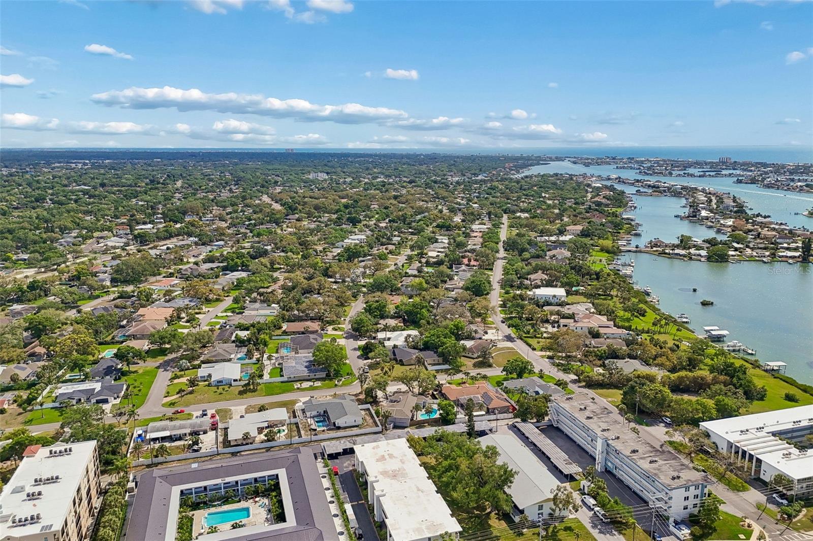 EAST HOUSE-WEST HOUSE CONDO - Residential