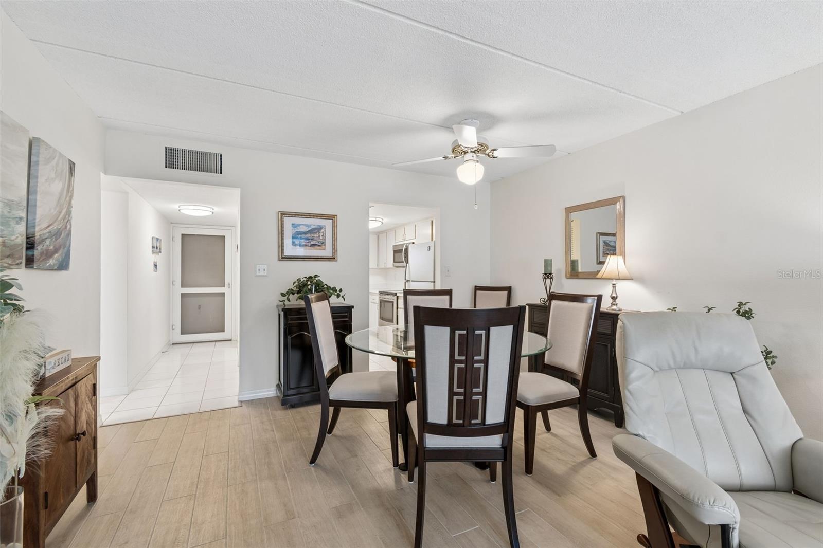 EAST HOUSE-WEST HOUSE CONDO - Residential