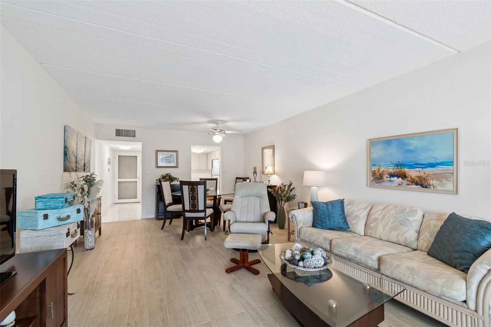 EAST HOUSE-WEST HOUSE CONDO - Residential