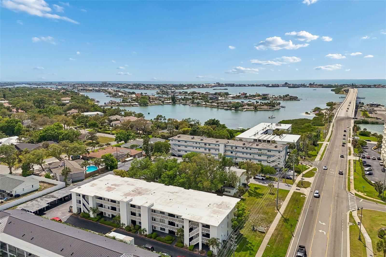 EAST HOUSE-WEST HOUSE CONDO - Residential