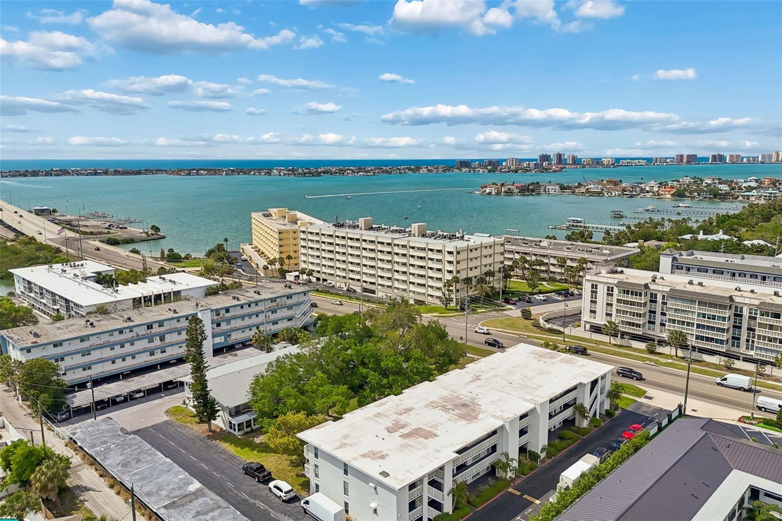 EAST HOUSE-WEST HOUSE CONDO - Residential