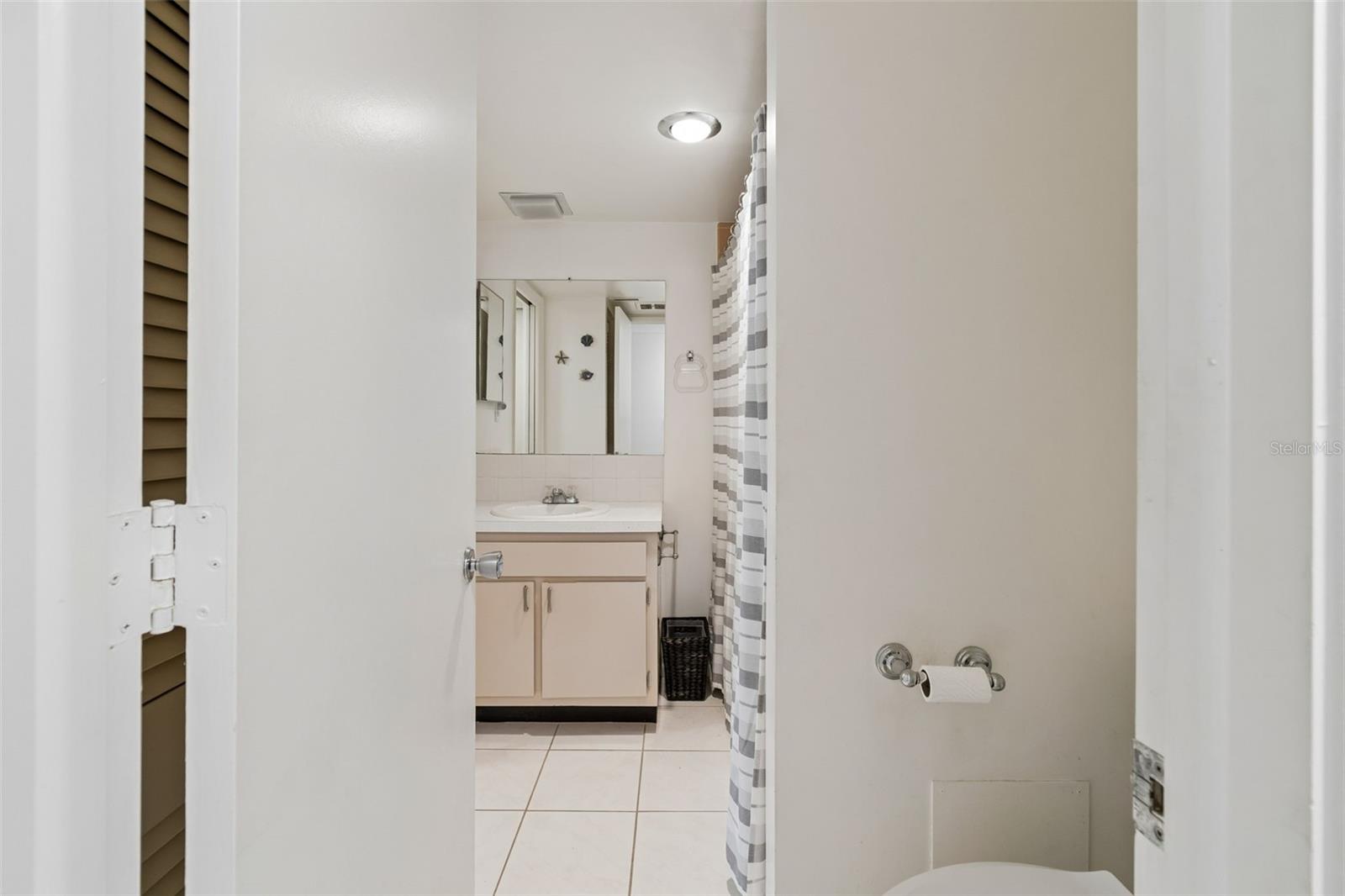 EAST HOUSE-WEST HOUSE CONDO - Residential